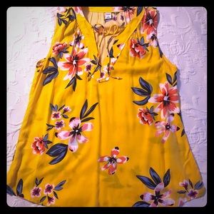 Old Navy floral tank